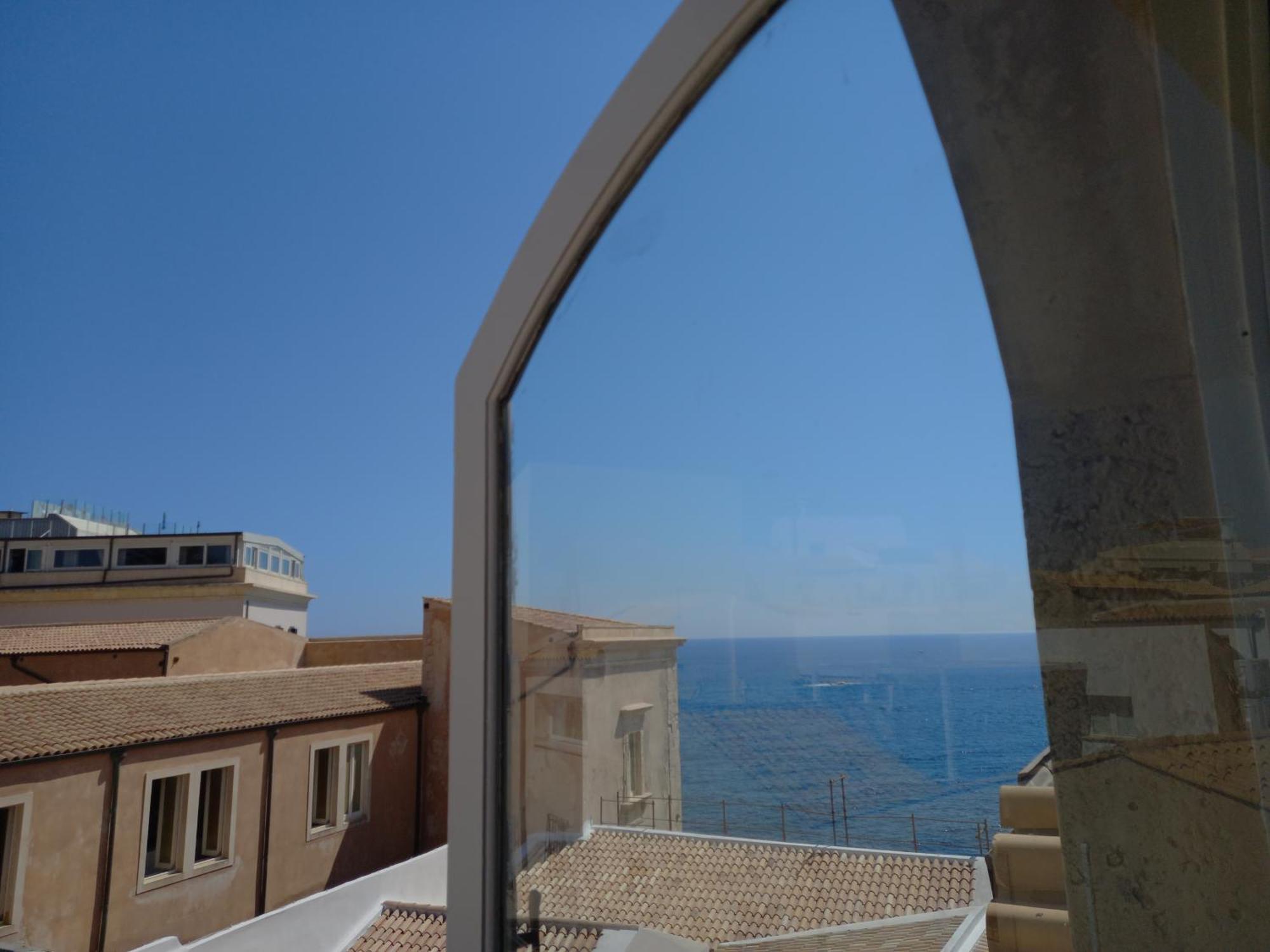 Lanterne Magiche Ortigia Suites Syracuse Exterior foto